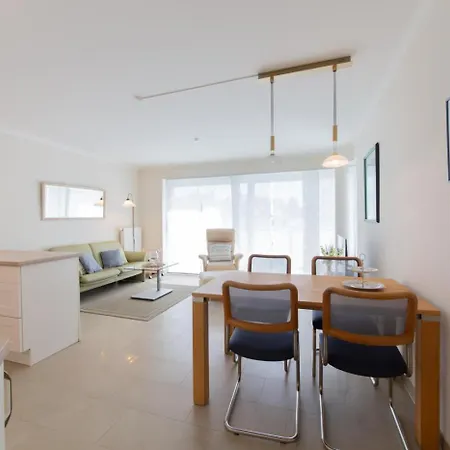 Wohlfuehloase 티멘도르프스트랜드