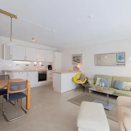 Wohlfuehloase 아파트 *